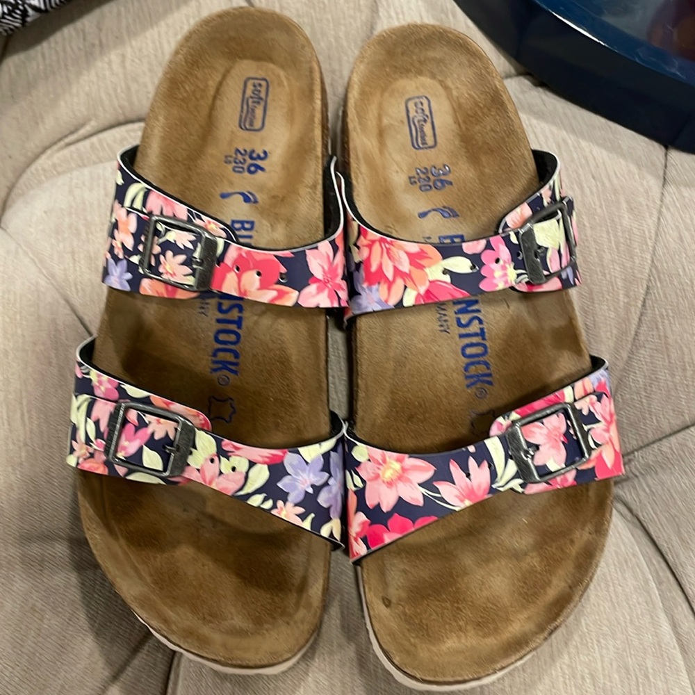 floral Birkenstock sandal soft footbed size 36 /5.5-6